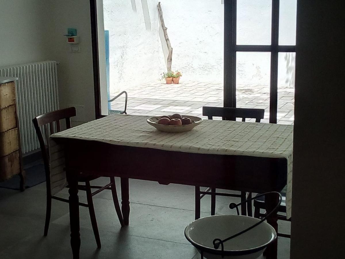 Cortile Calinea Bed & Breakfast Castrignano del Capo Exterior photo